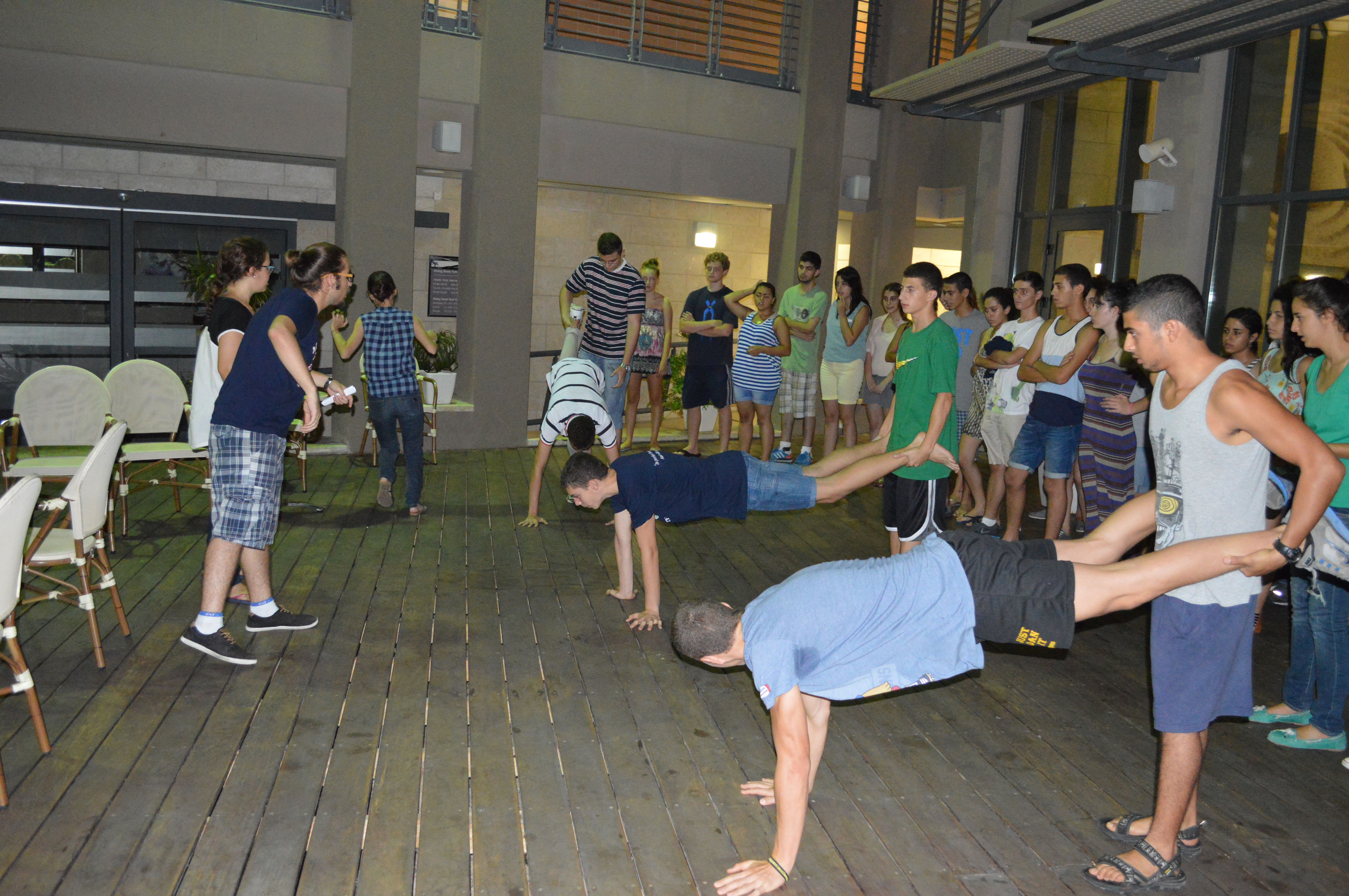 photo1
